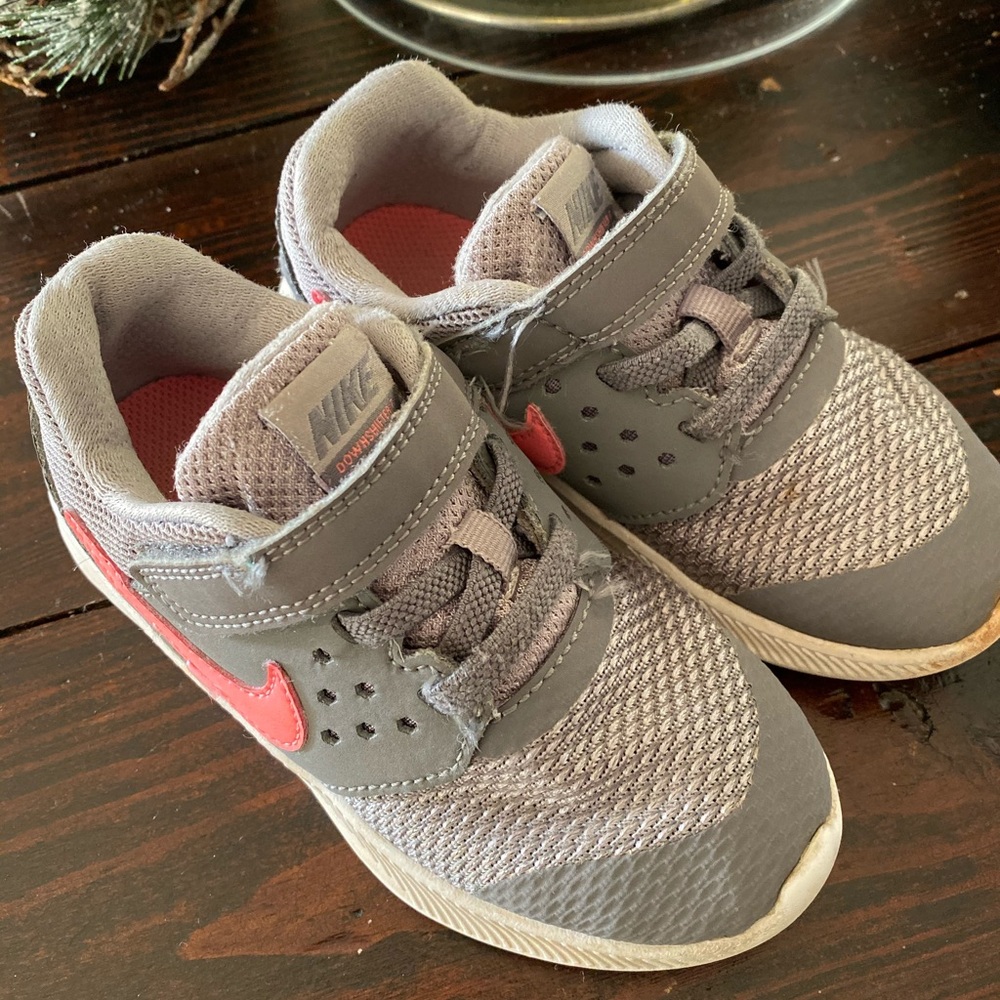 Toddler 9 girls NIKE